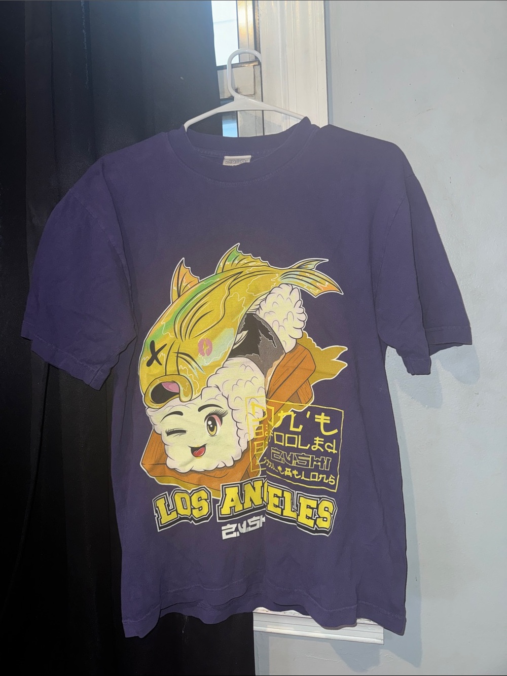 Purple 'Los Angeles' Sushi Graphic Tee"Don't be fooled by Sushi" Catch the wave